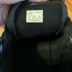 Men’s size 11 Vans Hightops